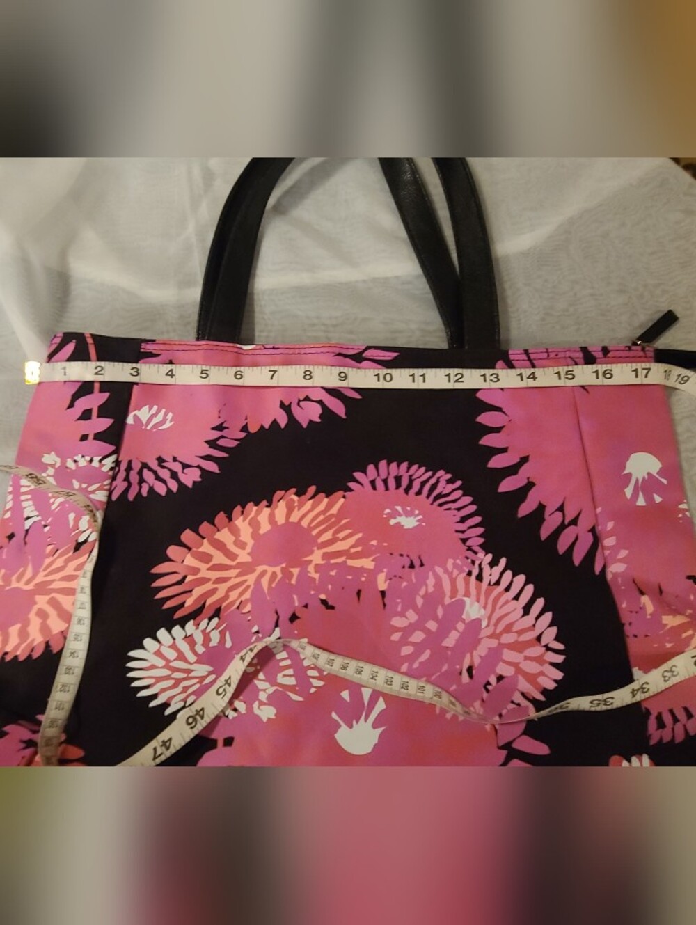 AVON Breast Cancer Awareness Pink Floral Boho Tote Weekend Bag with Black- XL - Picture 9 of 13